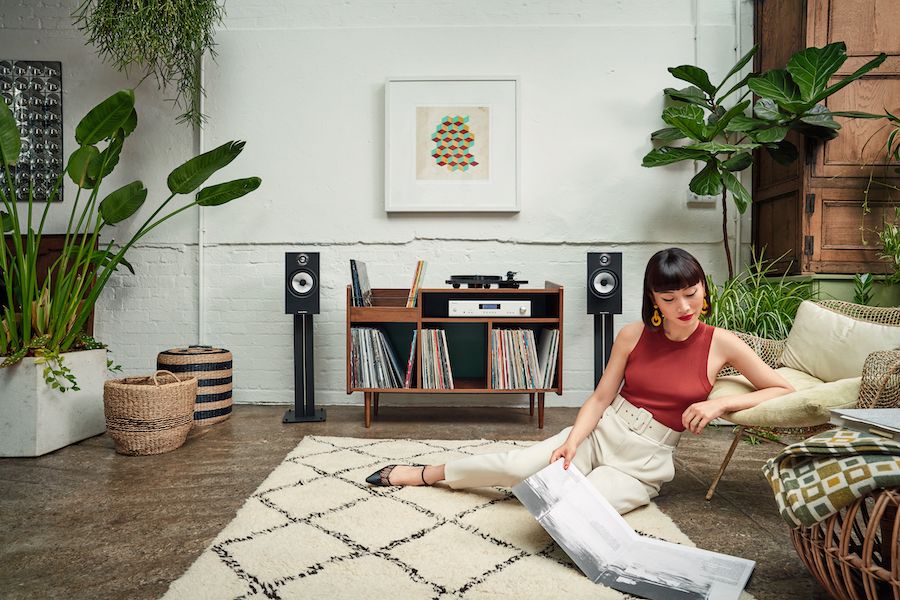 Bringing Hi-Fi Sound into the Home