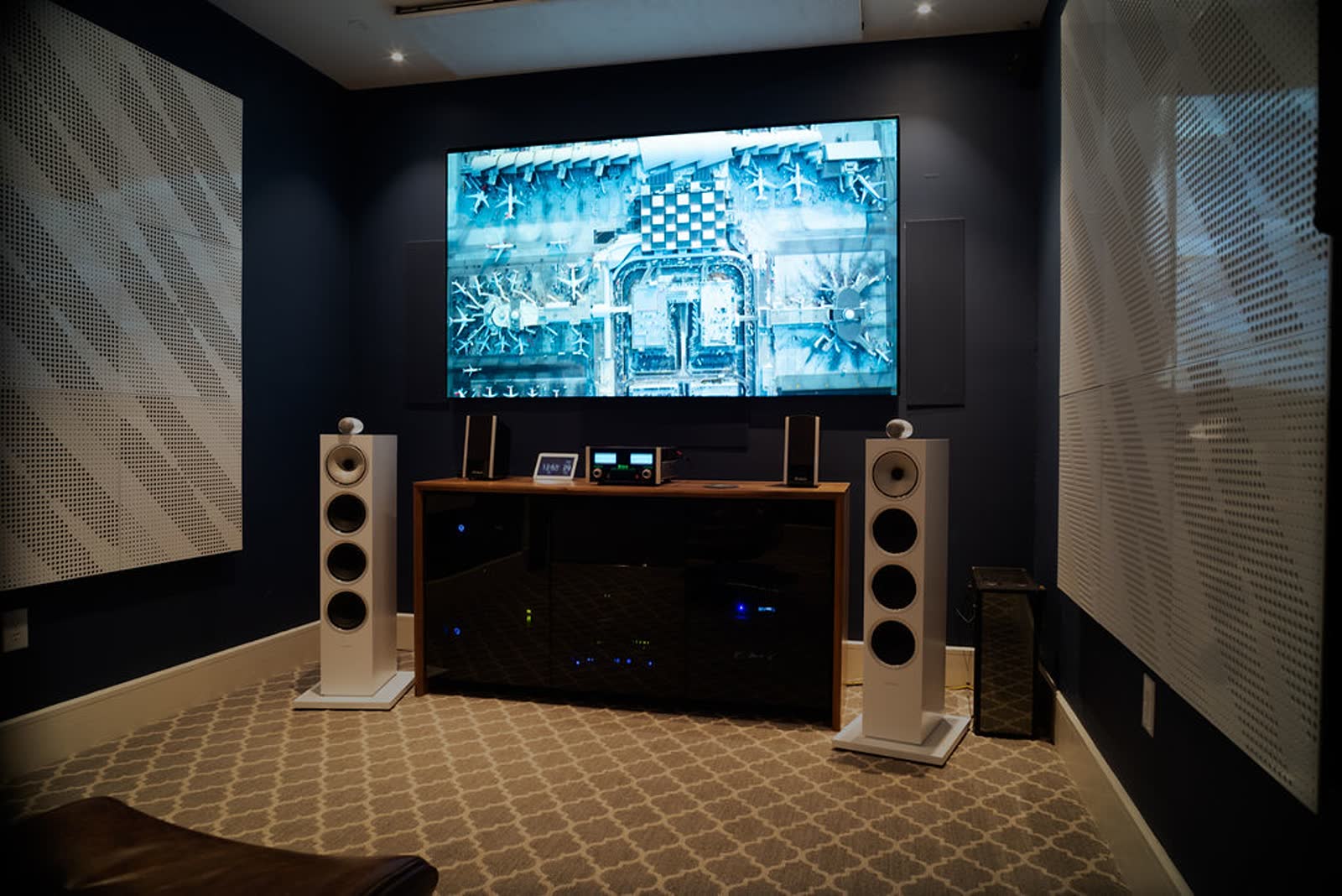 TV and Speaker setup in a family room