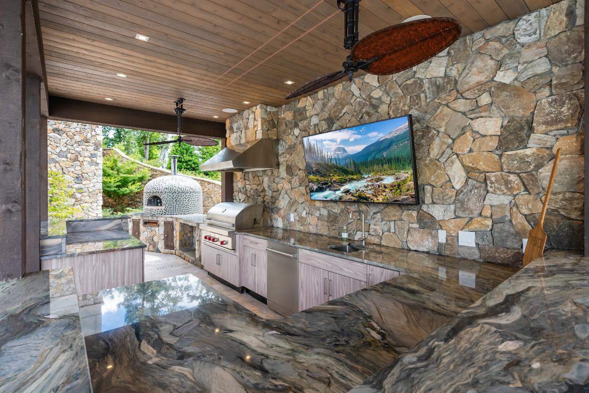 Outdoor kitchen with TV